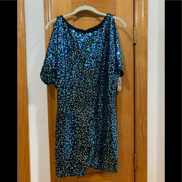 NWT! Aqua Blue Multi Sequin Dress size 4 - Picture 4 of 11
